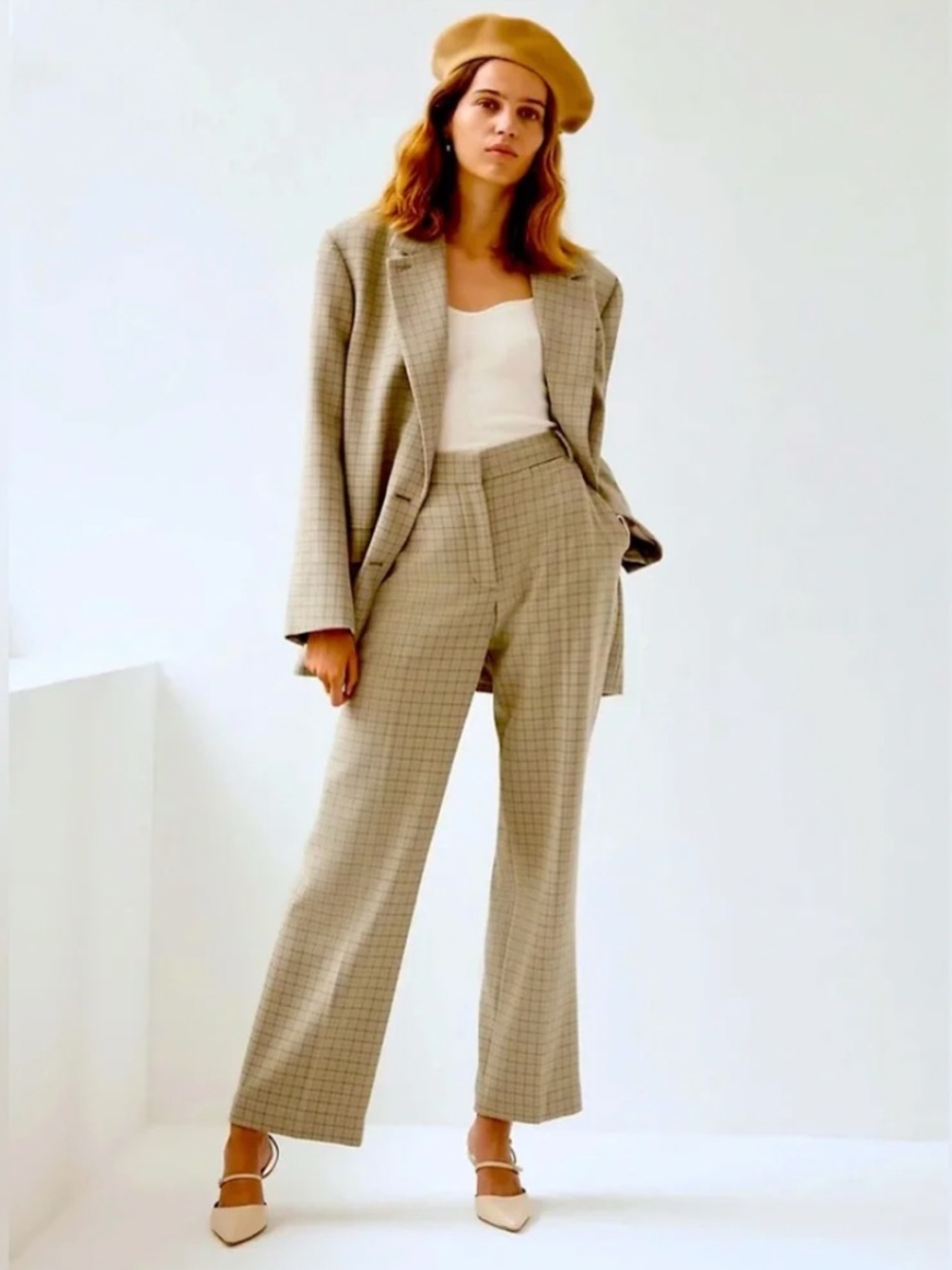 Aritzia Effortless Pants